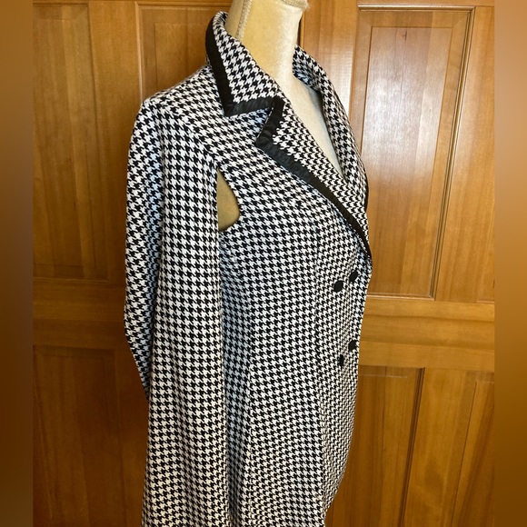 NWT, Lavishly Paris Women’s Designer Houndstooth Cloak Style Blazer. - Picture 3 of 16